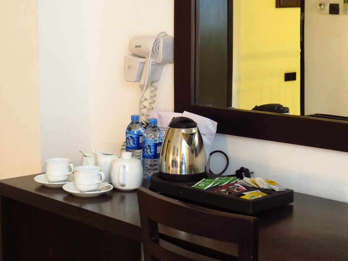 Chapelton House Bed & Breakfast Colombo Exterior foto