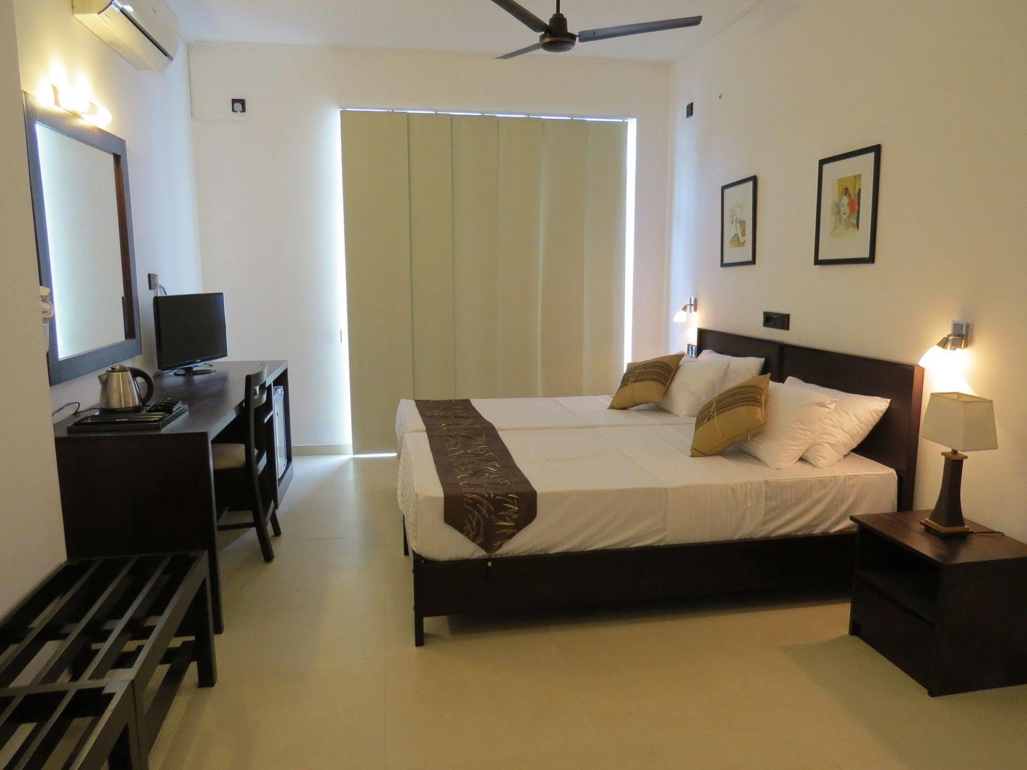 Chapelton House Bed & Breakfast Colombo Exterior foto